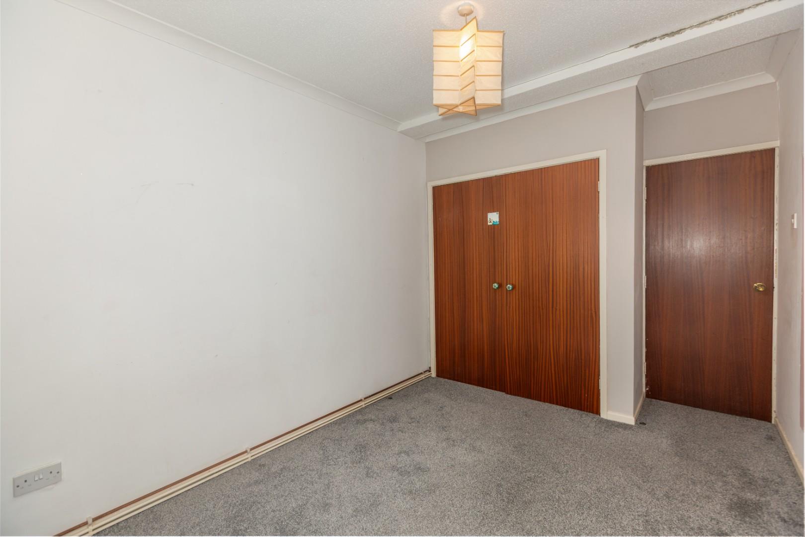 Oystermouth Court, Mumbles, Swansea, SA3 5TD